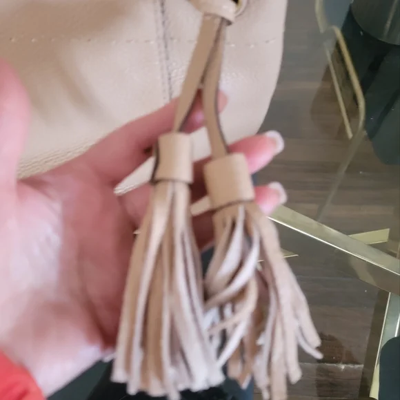 Tory Burch Pinkish Tan NwtCrossbody Bag with Gold Chain